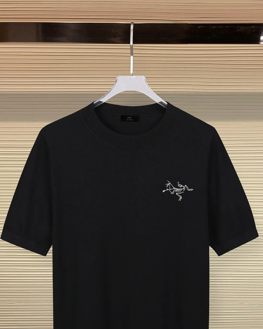 ARC TERYX* Classic logo T ✅ Quality ‼ ● ● ● ● 1：1 ● ●Size：M L XL XXL XXXL